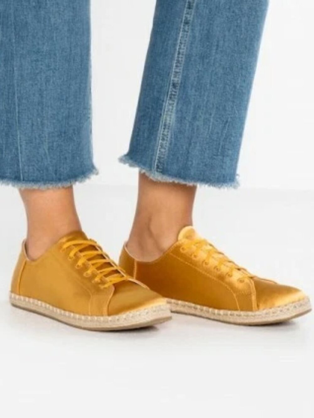 NWT TOMS Lena Sunflower Satin Espadrille Sneakers Casual Comfort 8
